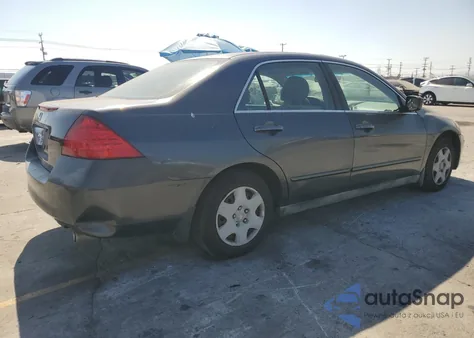 2006 Honda Accord Lx z USA, uszkodzony, nr VIN 1HGCM56486A034801